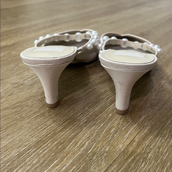 Dolce Vita Cream Kanika Pearl Kitten Heel Mule Pump size 7 - Picture 8 of 12